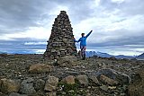 &THORN;a&eth; var engu l&iacute;kara en a&eth; &thorn;essi var&eth;a hef&eth;i veri&eth; reist til hei&eth;urs m&eacute;r &aacute;  punktinum &thorn;ar sem &eacute;g var akk&uacute;rat h&aacute;lfnu&eth; &aacute; fer&eth;alagi m&iacute;nu.  Vi&eth; n&aacute;nari eftirgrennslan reyndist h&uacute;n hafa veri&eth; reist til hei&eth;urs honum Eyva og heitir Eyvavar&eth;a. - Reykjav&iacute;k &ndash; Skagafj&ouml;r&eth;ur um Kj&ouml;l