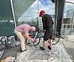 Hjólið sett saman / putting the bike together. - Svíþjóð 2022 - GWG 